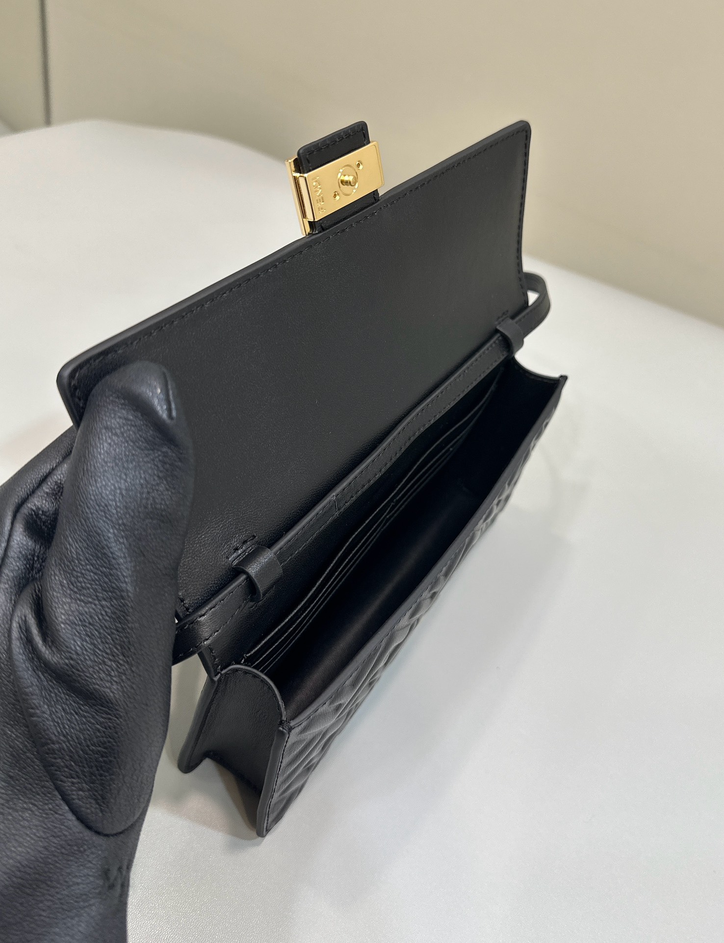 F**di baguette bag-21/5/11.5cm