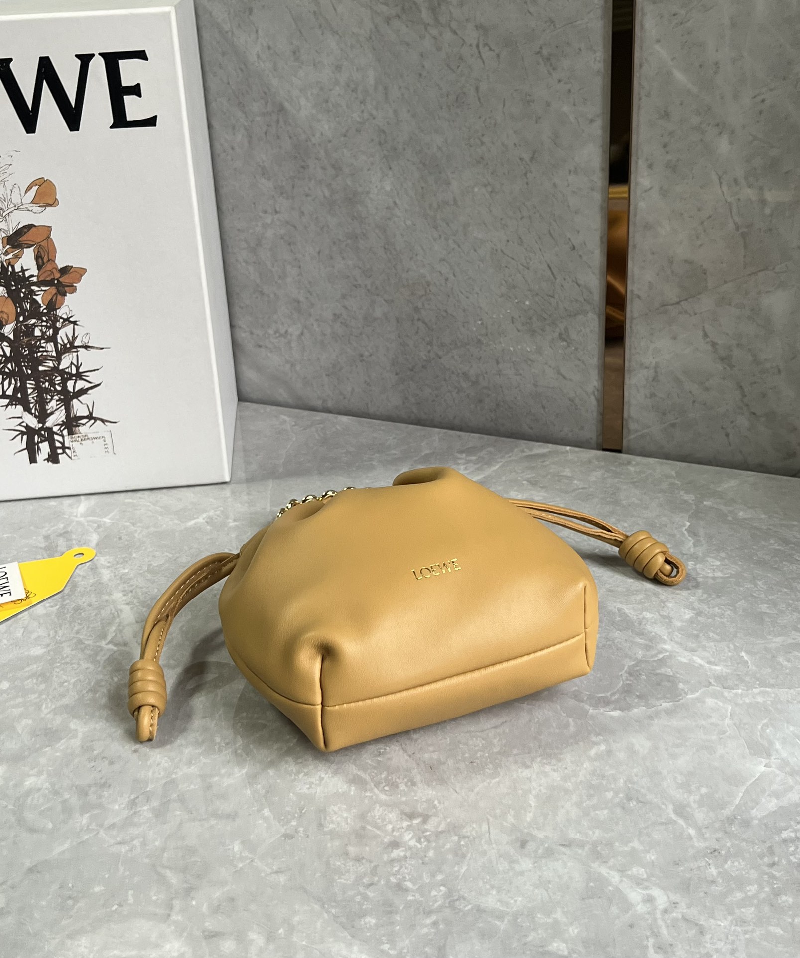 L0ew* flamenco-23*17*5.5cm