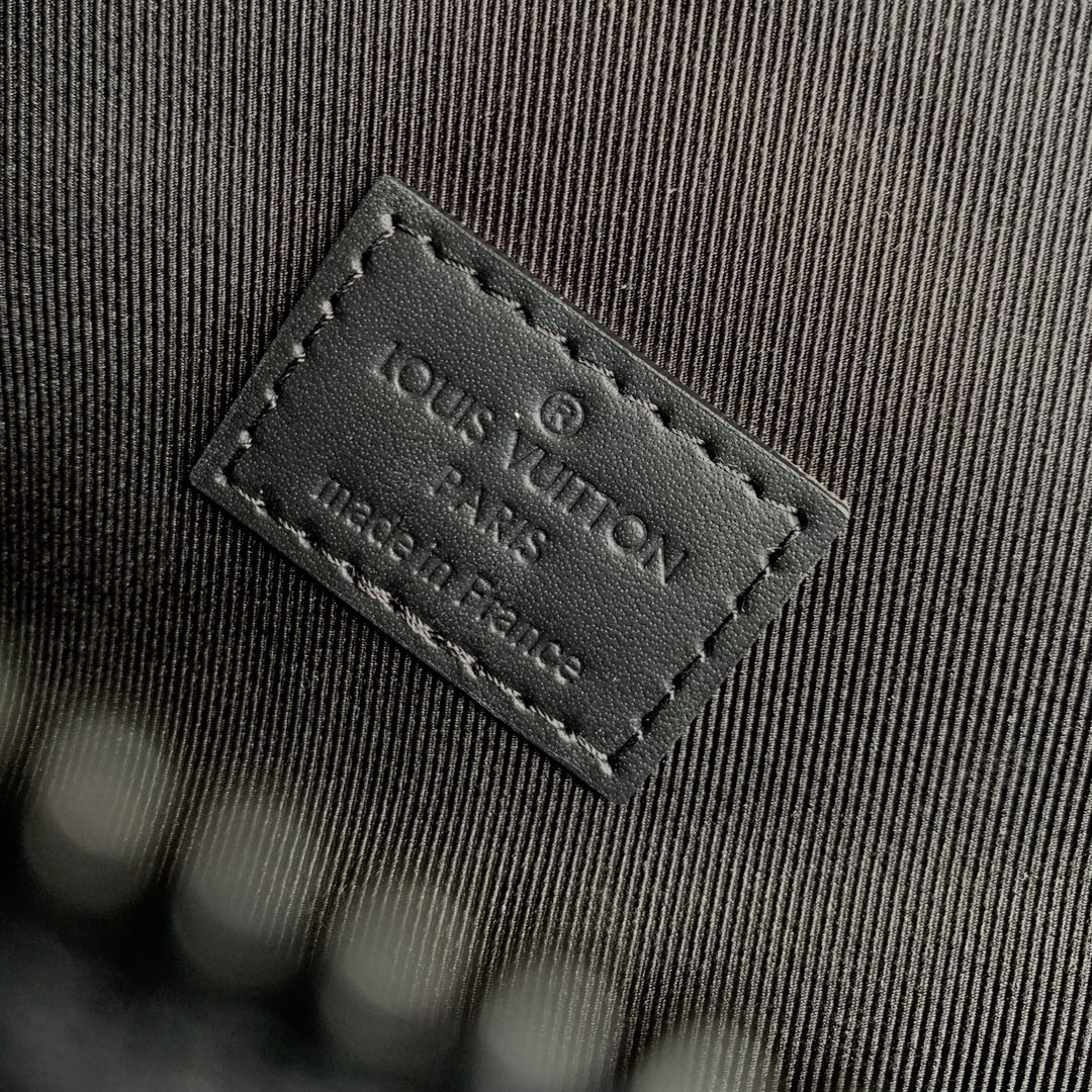 l0*is V*t0n pilot bag-m83563-20 x 12 x 5.5cm