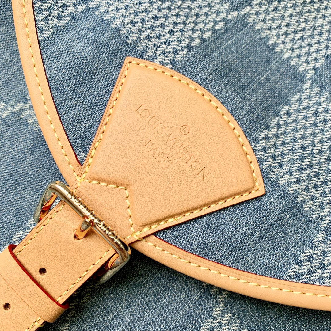 l0*is V*t0n montsouris backpack-32 x 40 x 19cm