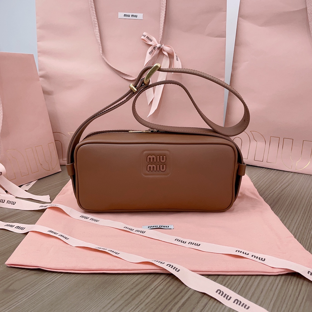 M*um*u leather shoulder 5bc158 bag-24*11.5*7cm