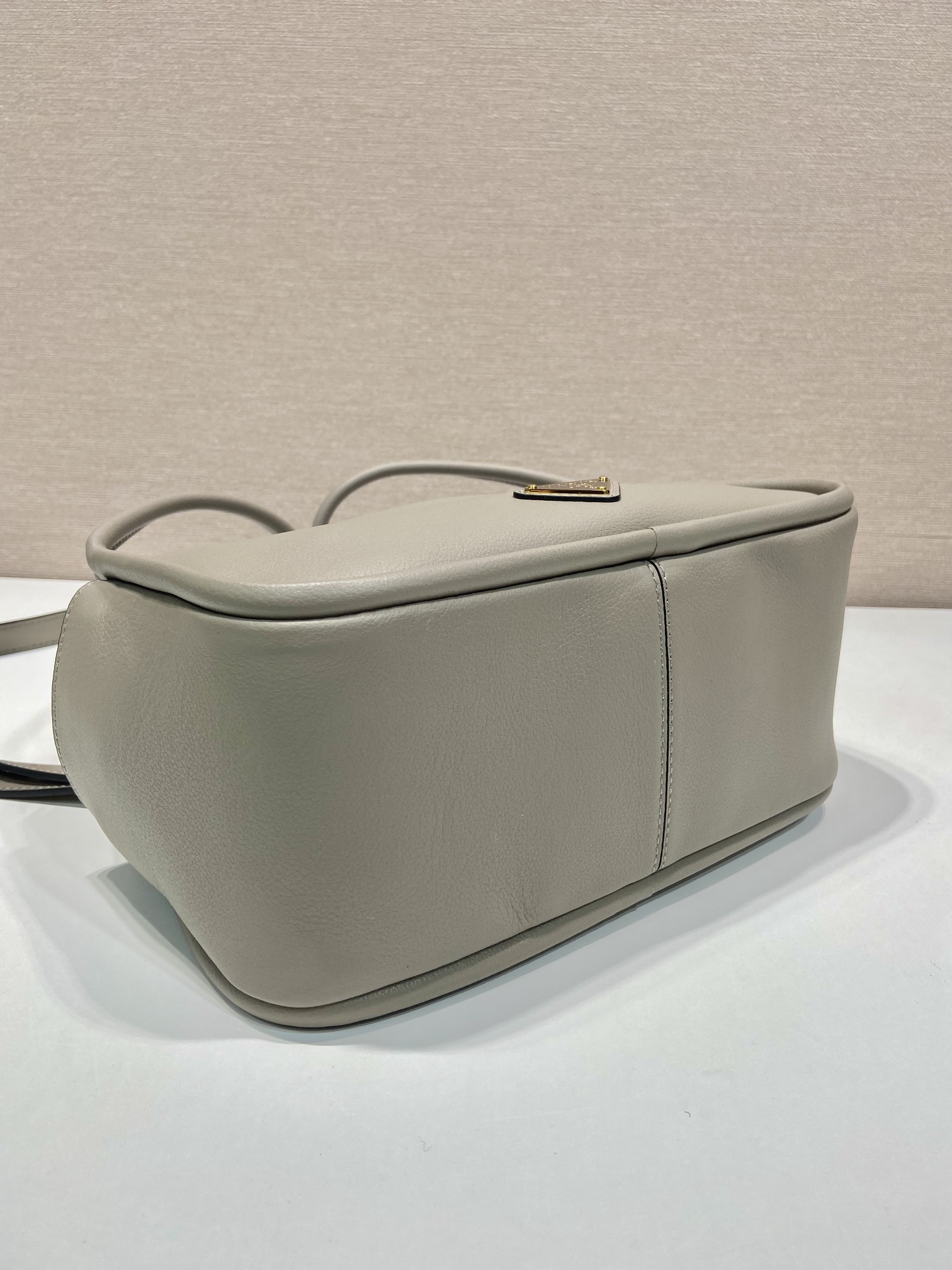 Pra*a women leather handbag -1ba451-25*18*10cm