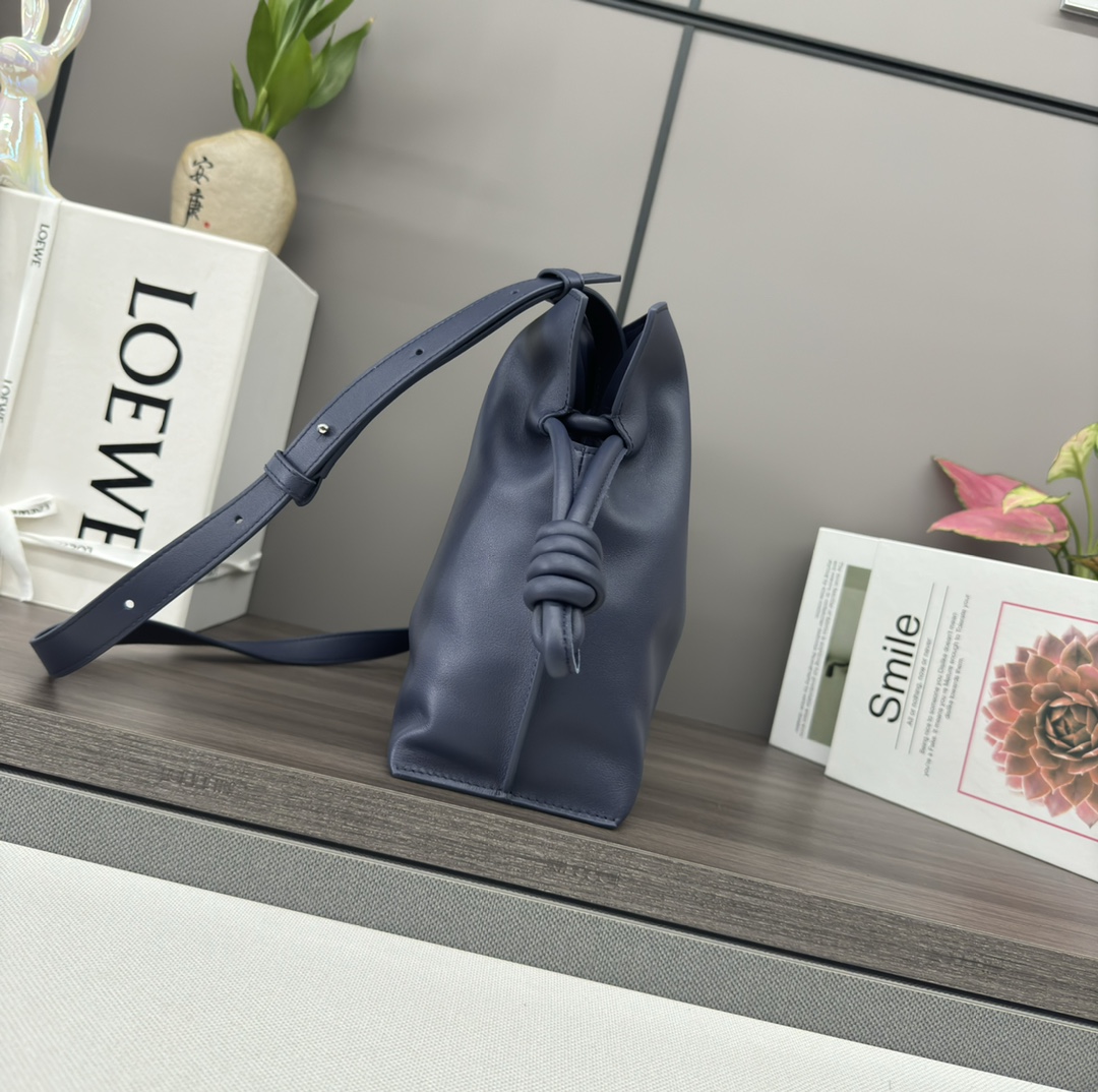 L0ew* flamenco-30*24.5*10.5cm