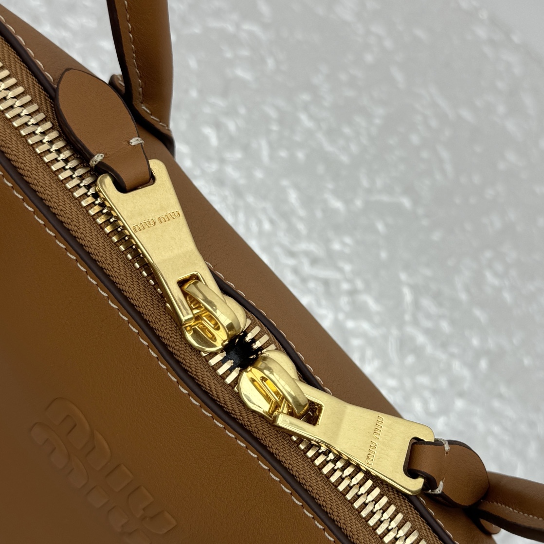 M*um*u casual style plain leather elegant style bridal logo-33*13*21cm