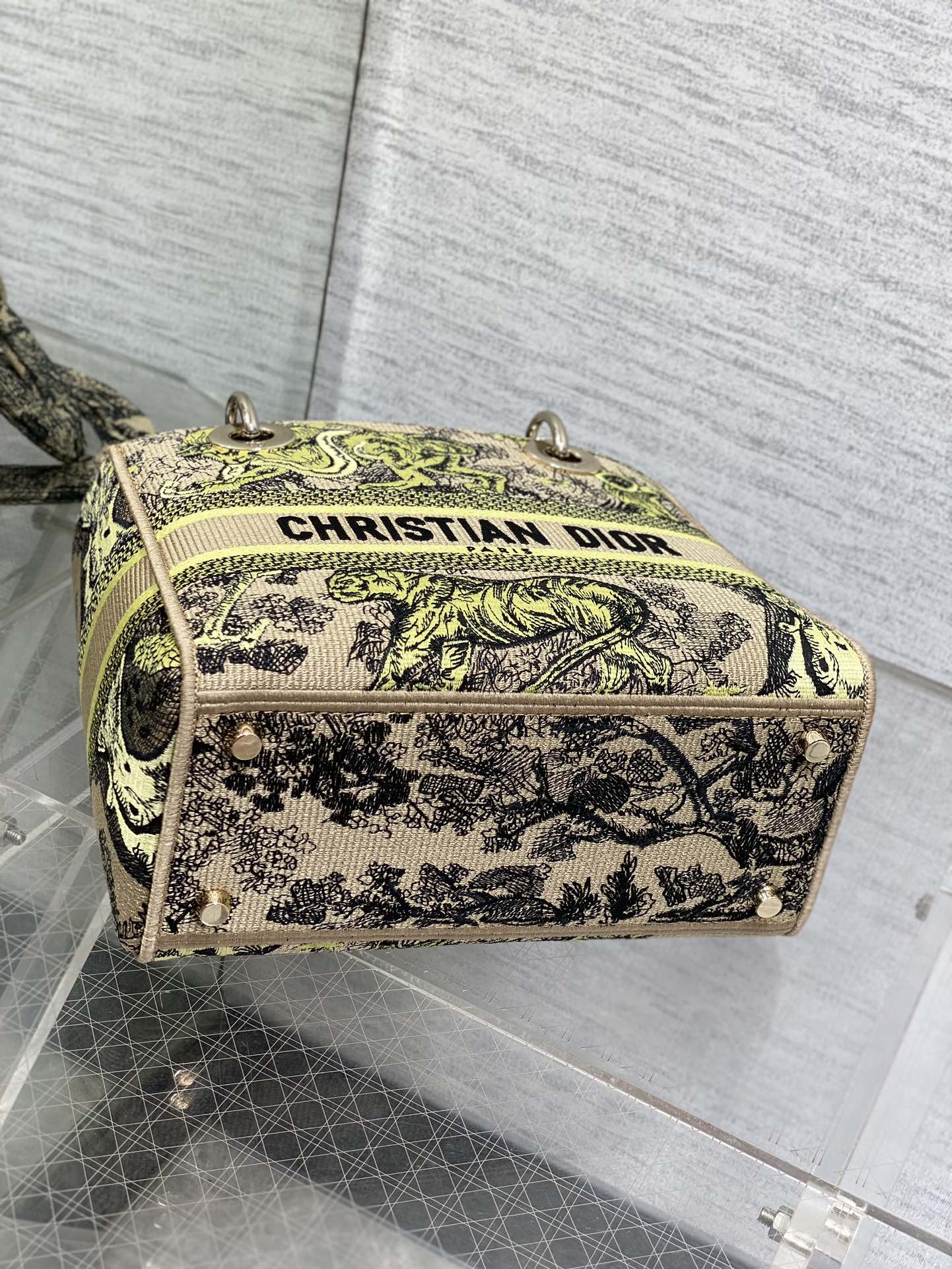 lady D*or handle bag-24cm