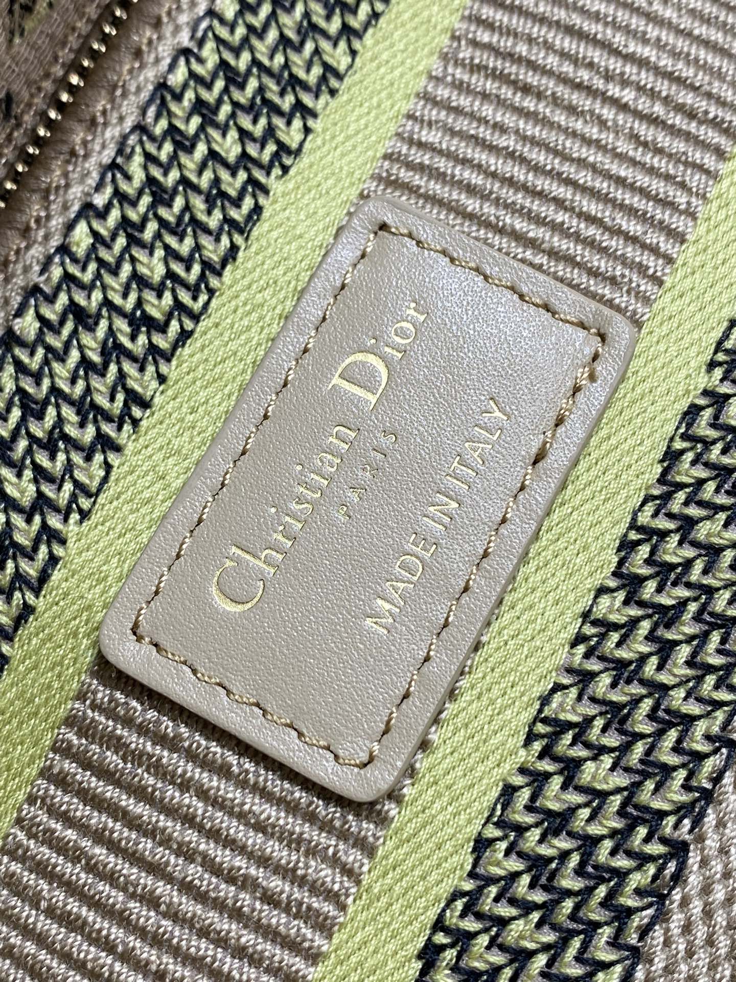 lady D*or handle bag-24cm