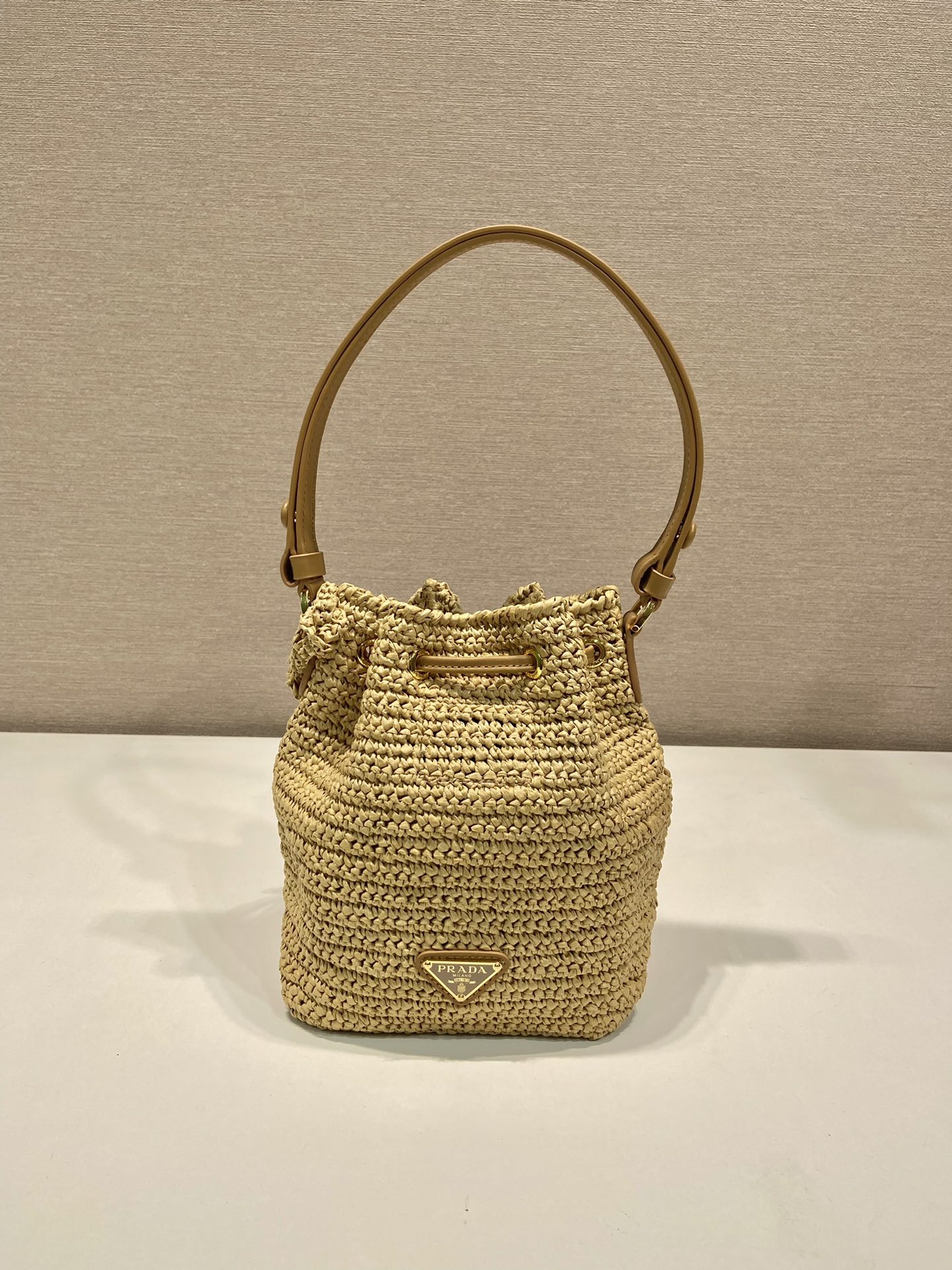 Pra*a 1be068 bucket-16*19*9cm