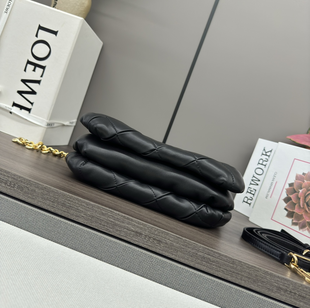 L0ew* puffer goya bag-23*9*17cm