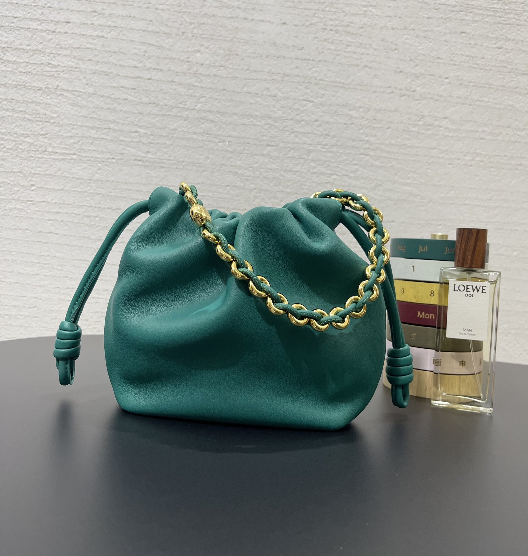 L0ew* flamenco purse 23*5.5*17cm