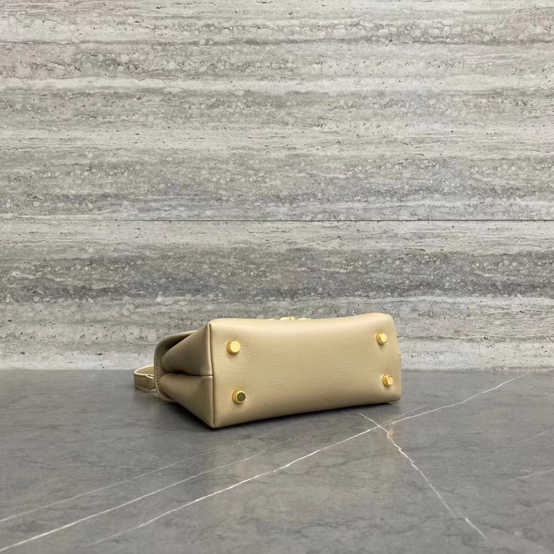 Ce**e triumph arch kelly bag-20x8x14cm