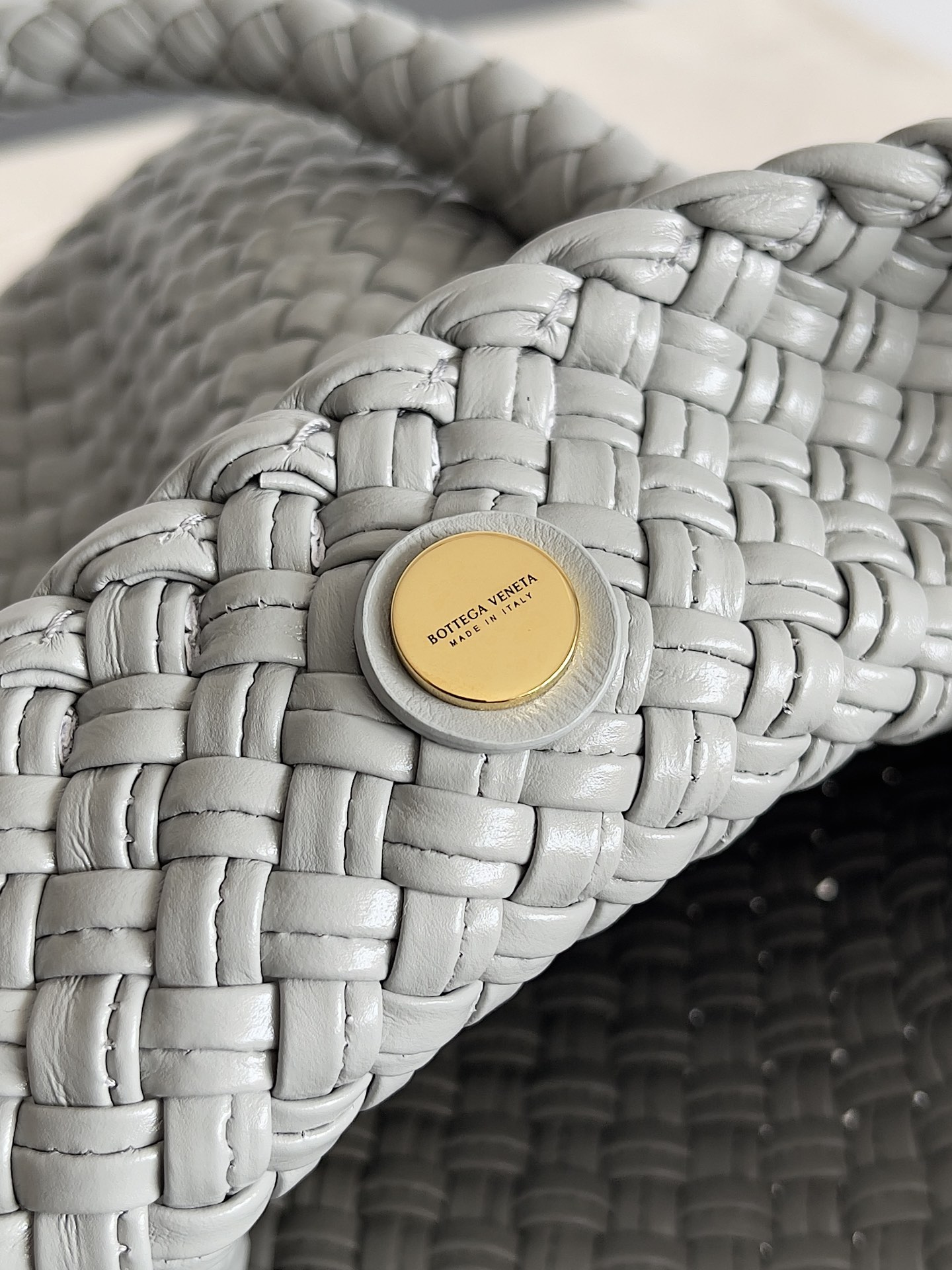 bo*te*ga Ve*ne*ta concert pouch-18.5*11.5*8.5cm