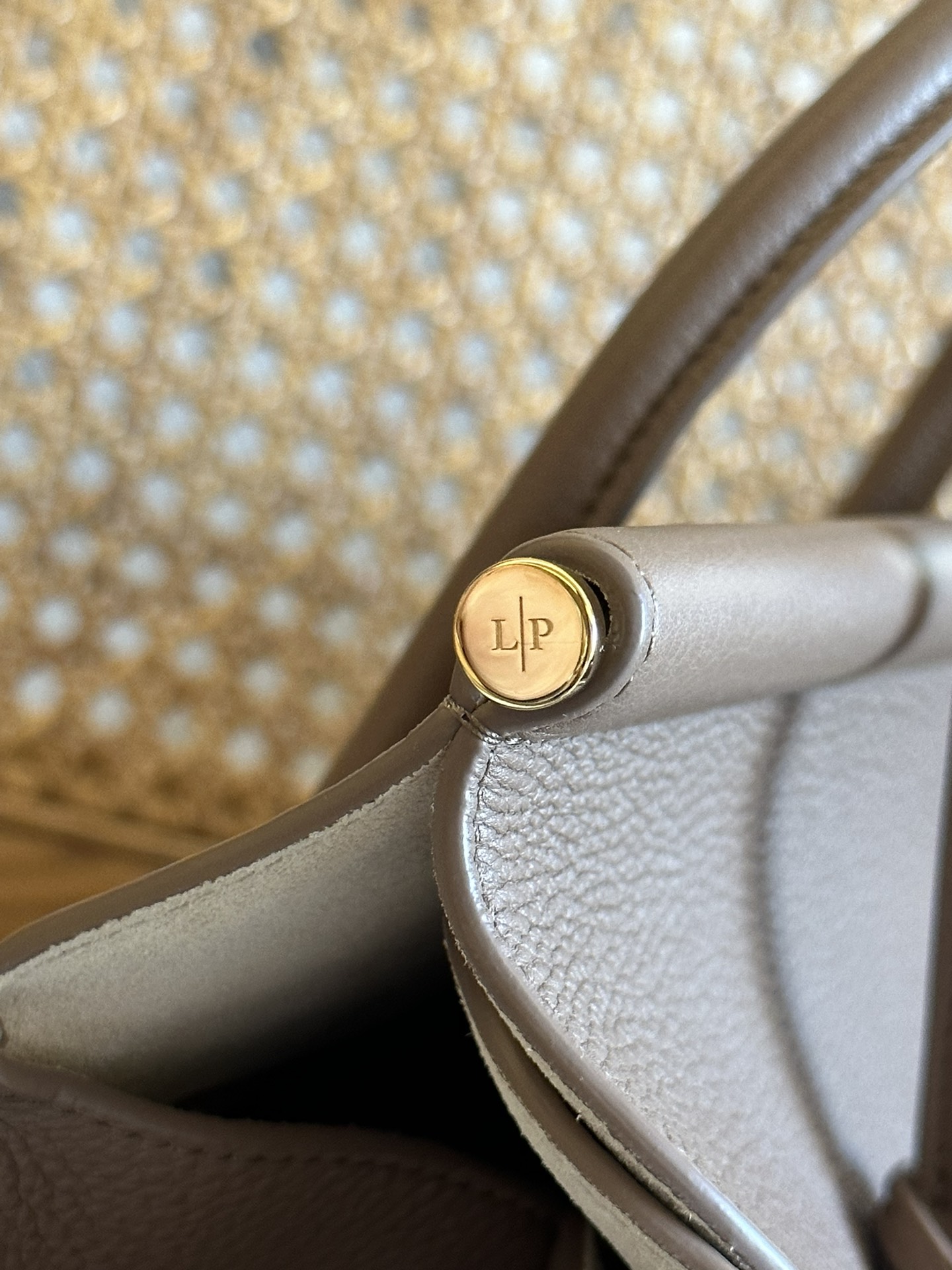 L**o p*ana loom bag l32-33 x 23 x 18cm