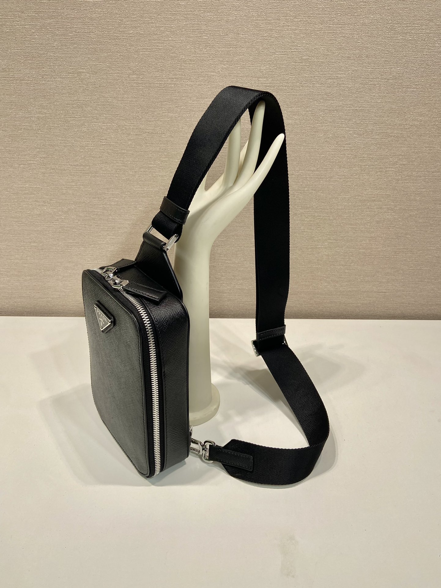 Pra*a 2vz106 Pra*a brique saffiano leather bag-14*20*5cm