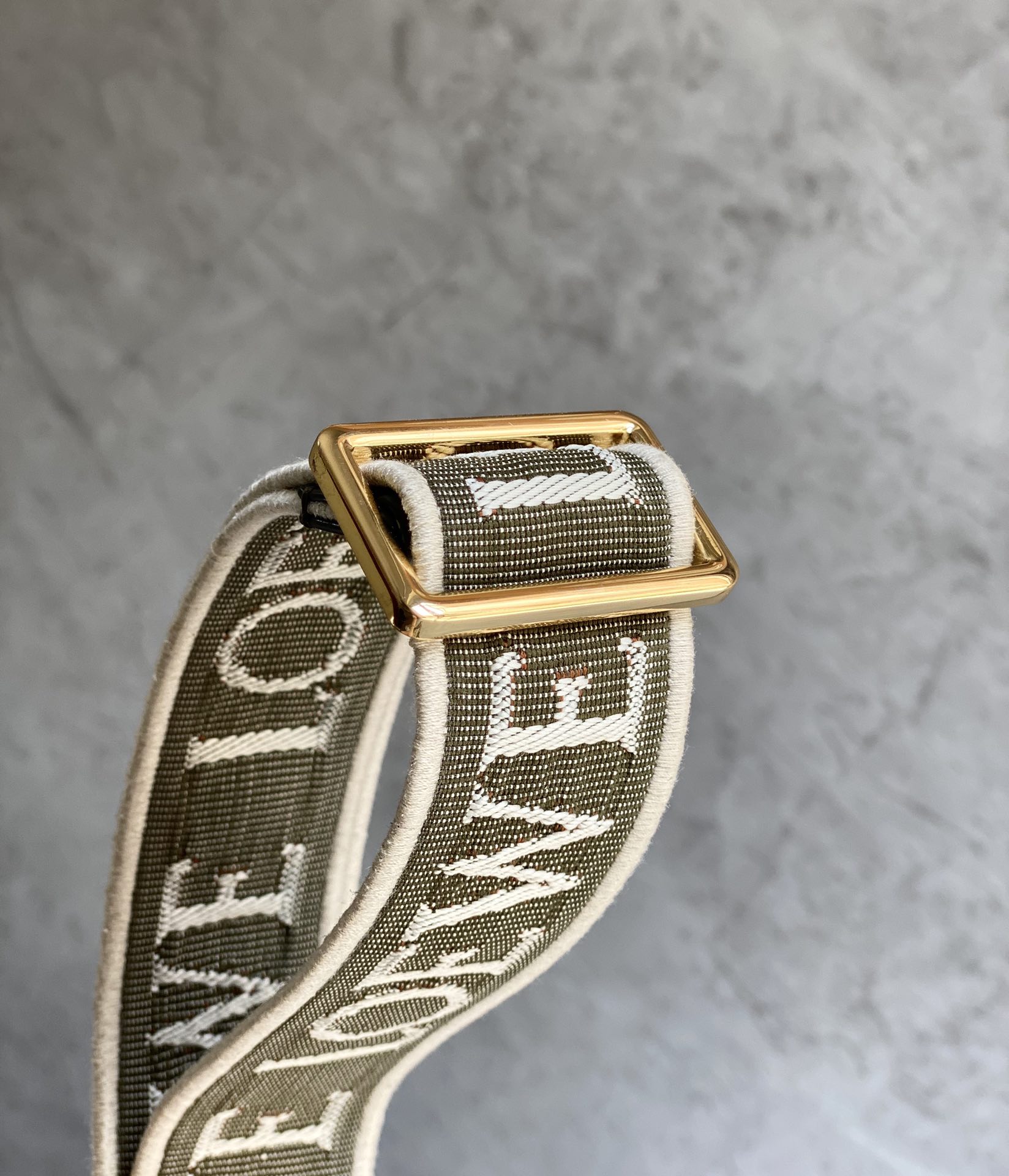 L0ew* mini puzzle gatedual bag-21*12.5*9cm