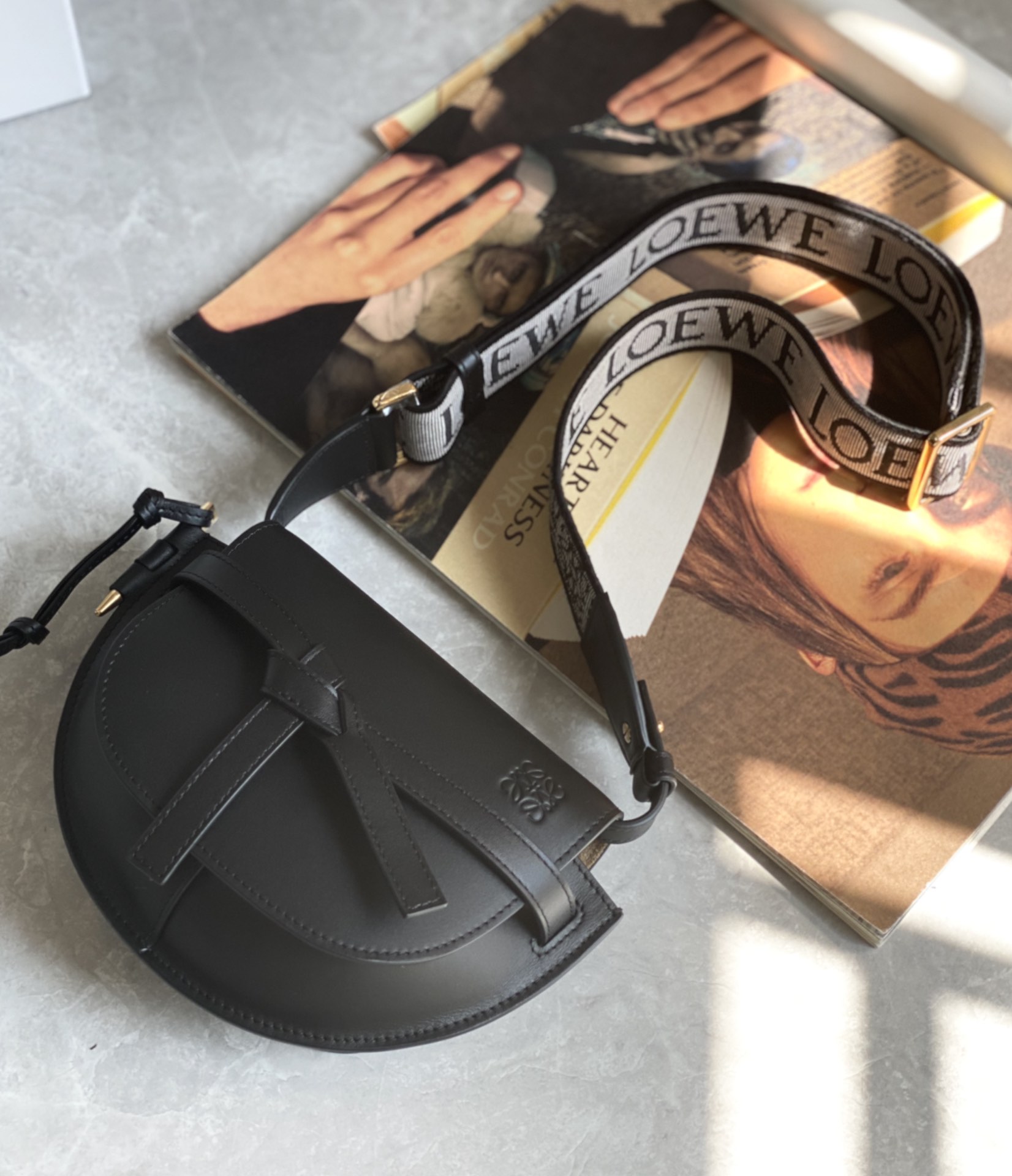 L0ew* mini puzzle gatedual bag-21*12.5*9cm