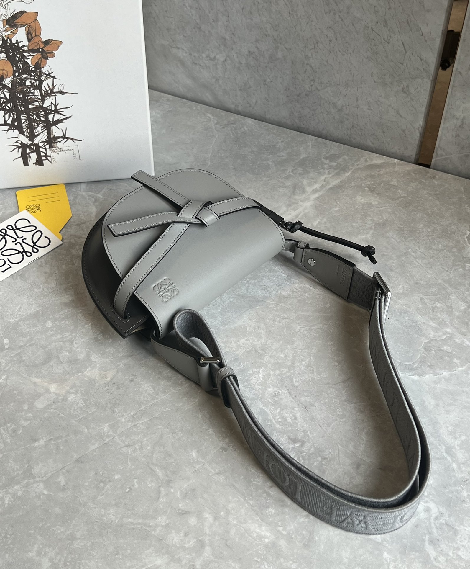 L0ew* mini puzzle gatedual bag-21*12.5*9cm