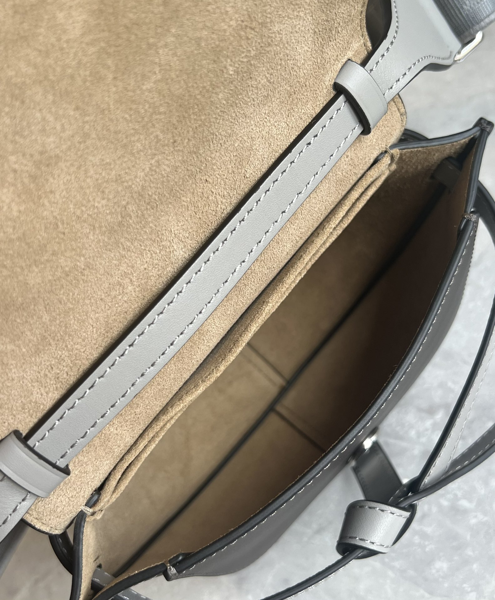 L0ew* mini puzzle gatedual bag-21*12.5*9cm