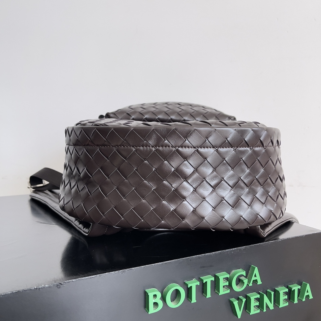 bo*te*ga Ve*ne*ta backpack-46.5*14*30cm