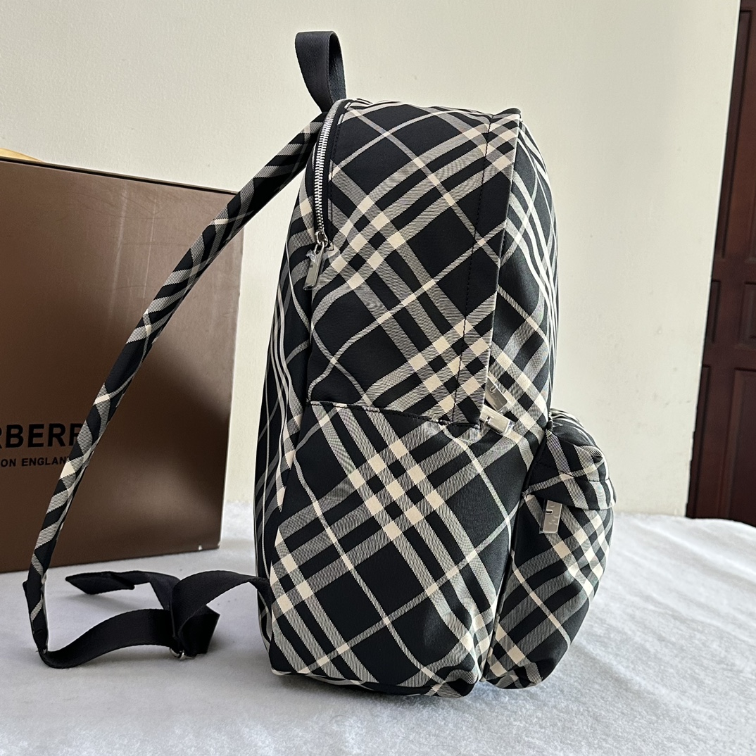 B**rry backpack-35 x 14 x 41cm