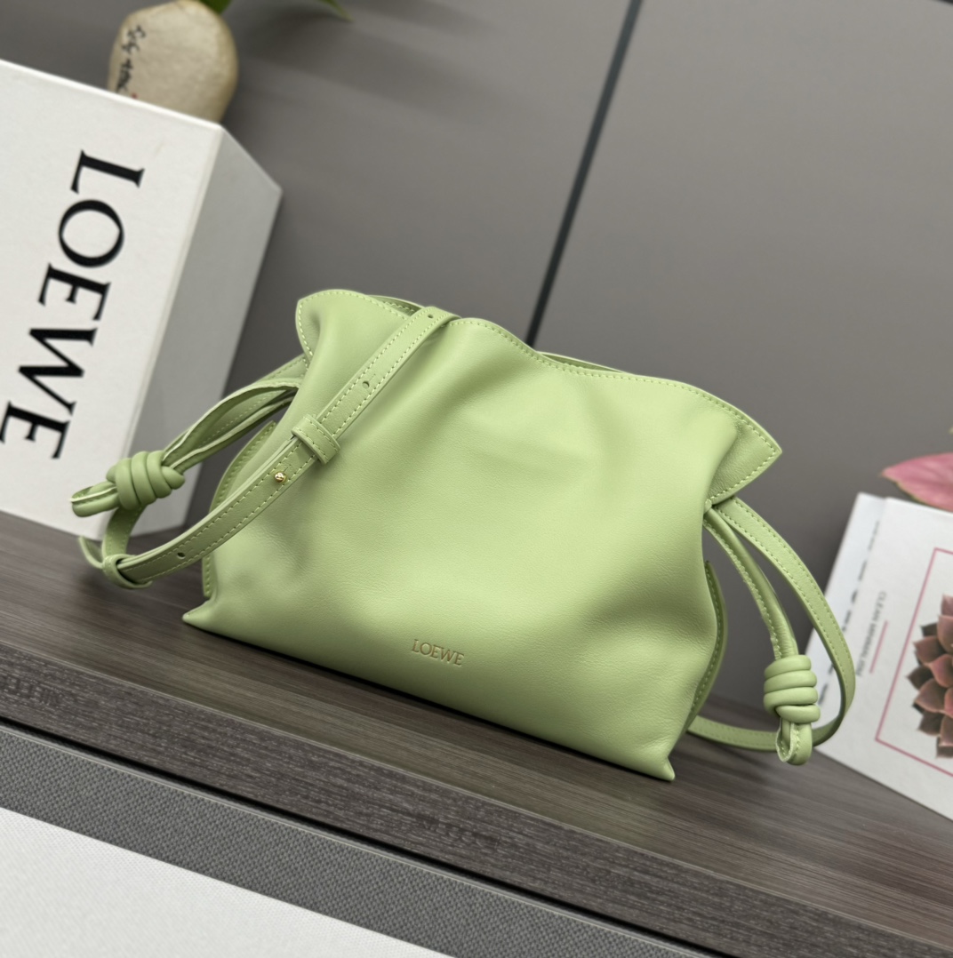 L0ew* flamenco-22.5*18*9cm