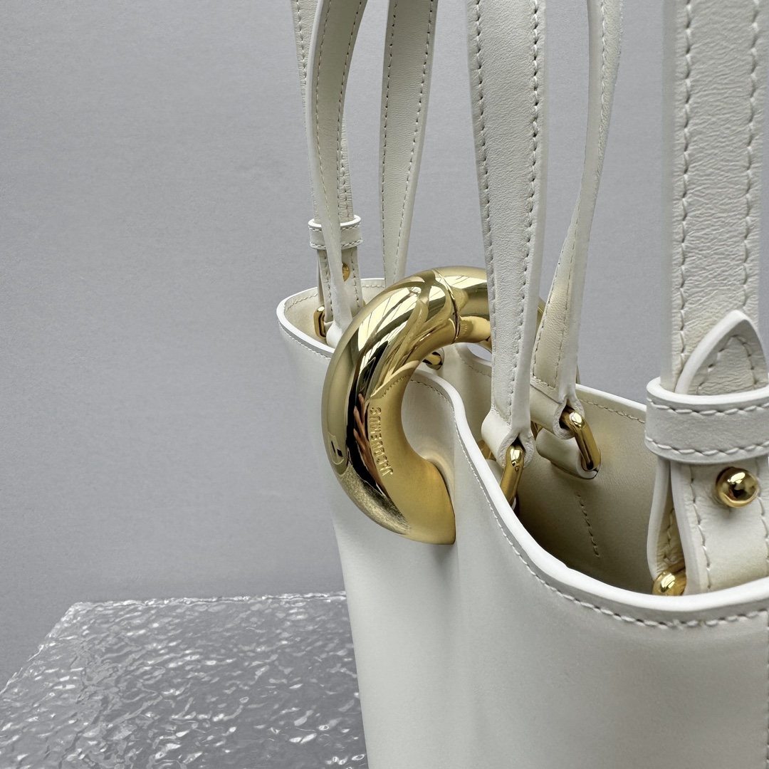 Ja*qvemvs le petit bambo bag-10*10*20cm