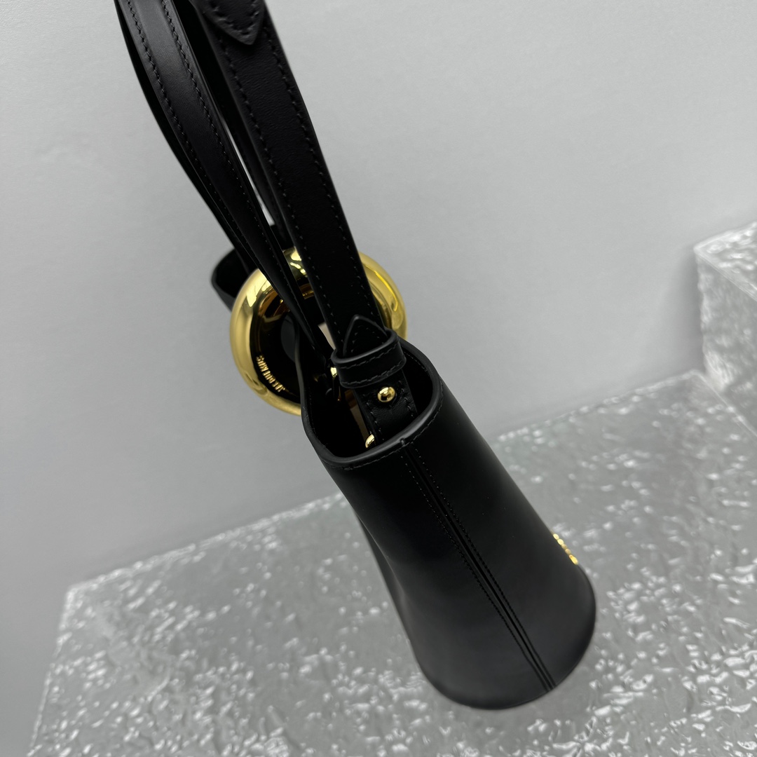 Ja*qvemvs le petit bambo bag-10*10*20cm