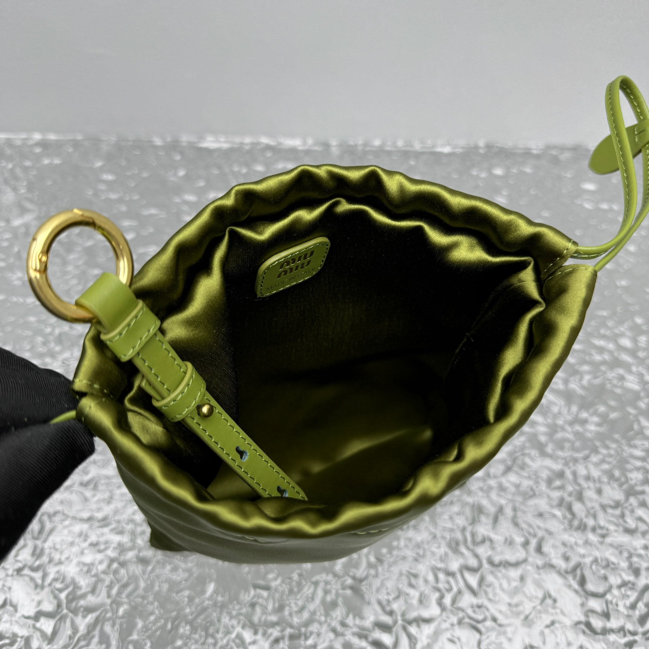 M*um*u joie pouch-18*20cm