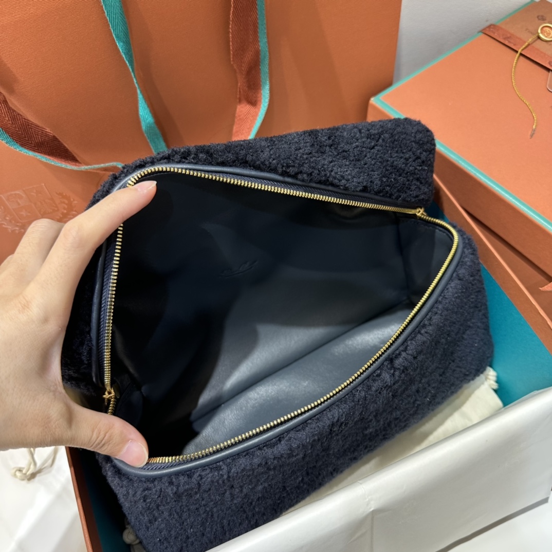 L**o p*ana extra pocket l19-16*27*10cm