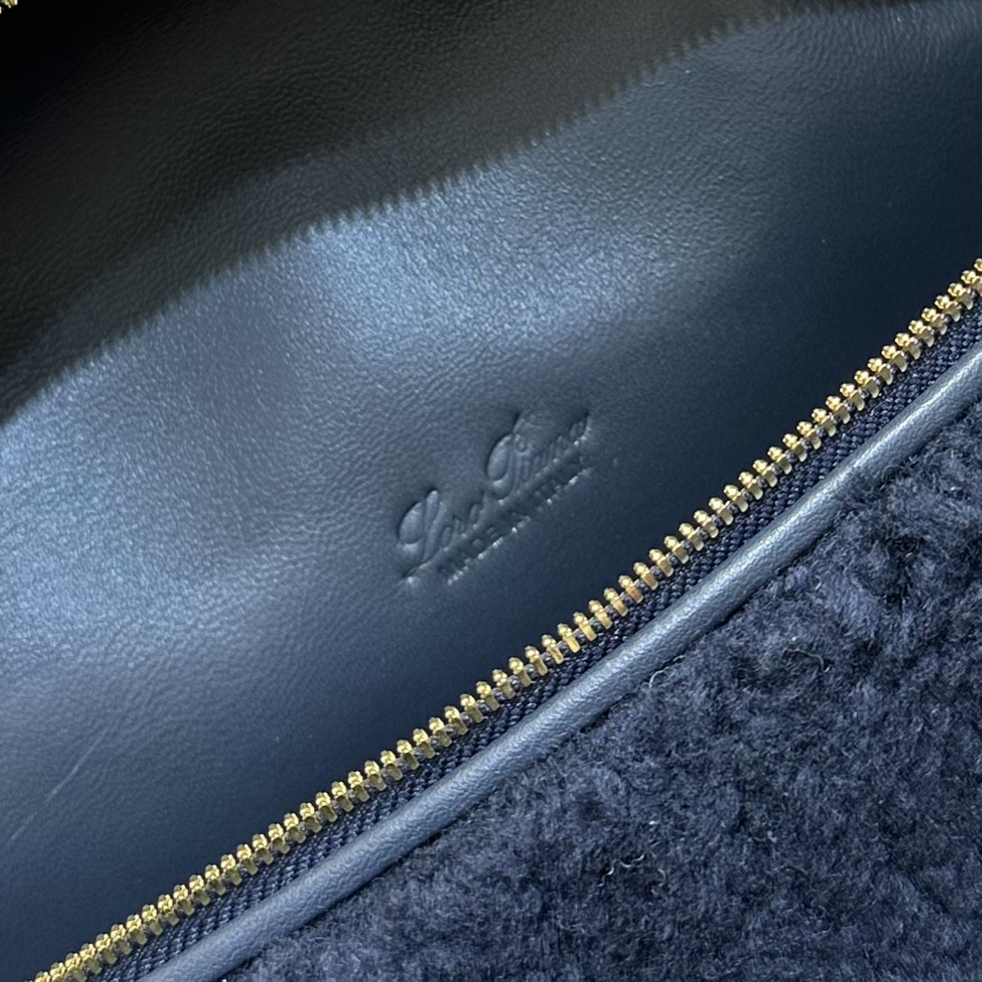 L**o p*ana extra pocket l19-16*27*10cm