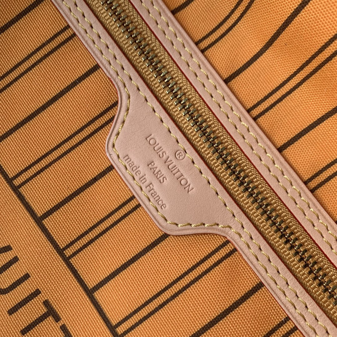 l0*is V*t0n neverfull bandoulière inside out-m11947-28 x 14 x 31cm