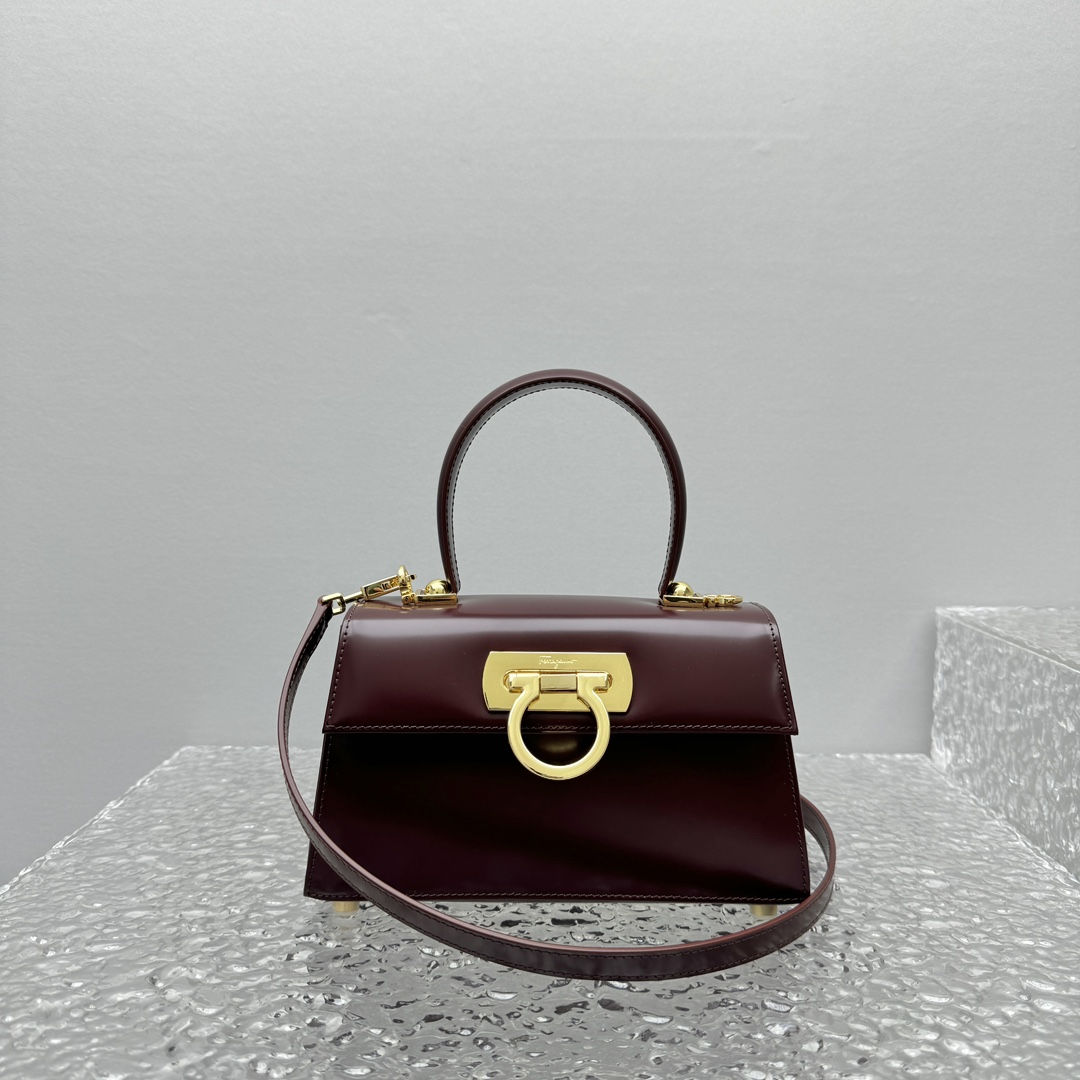 Ferragamo Top-handle Bag-21*13*8.5CM