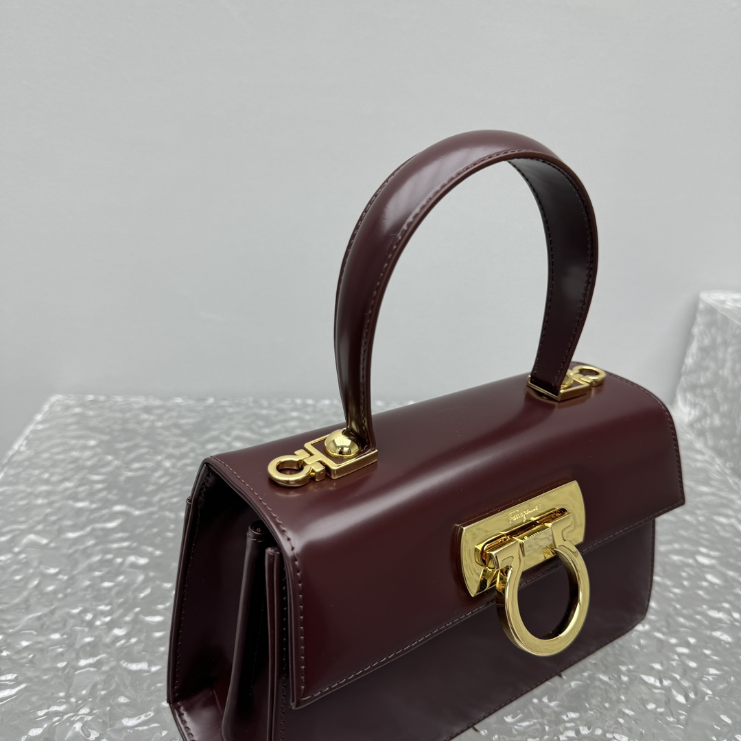Ferragamo Top-handle Bag-21*13*8.5CM