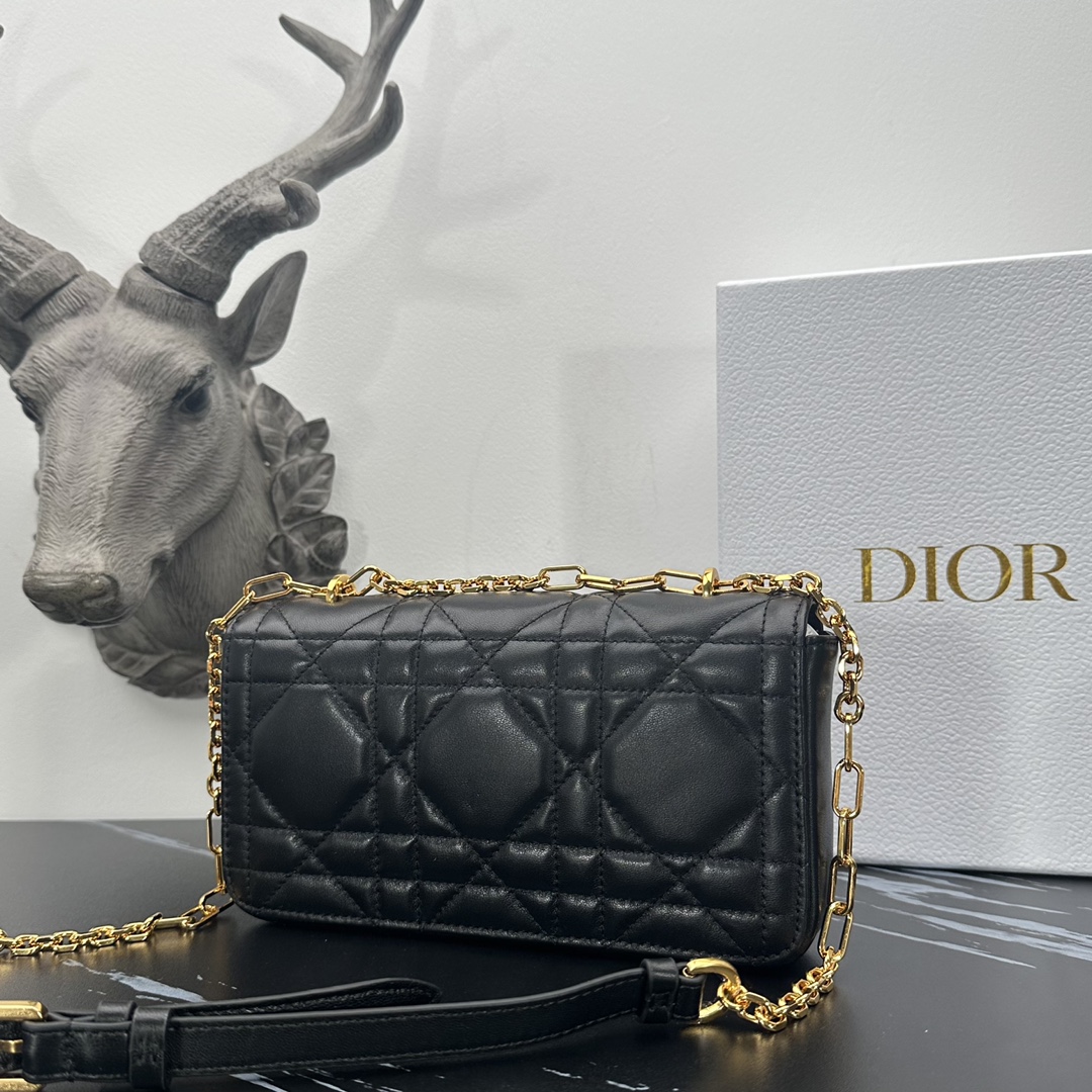 D*or miss daisy bag-22*12.5*4cm