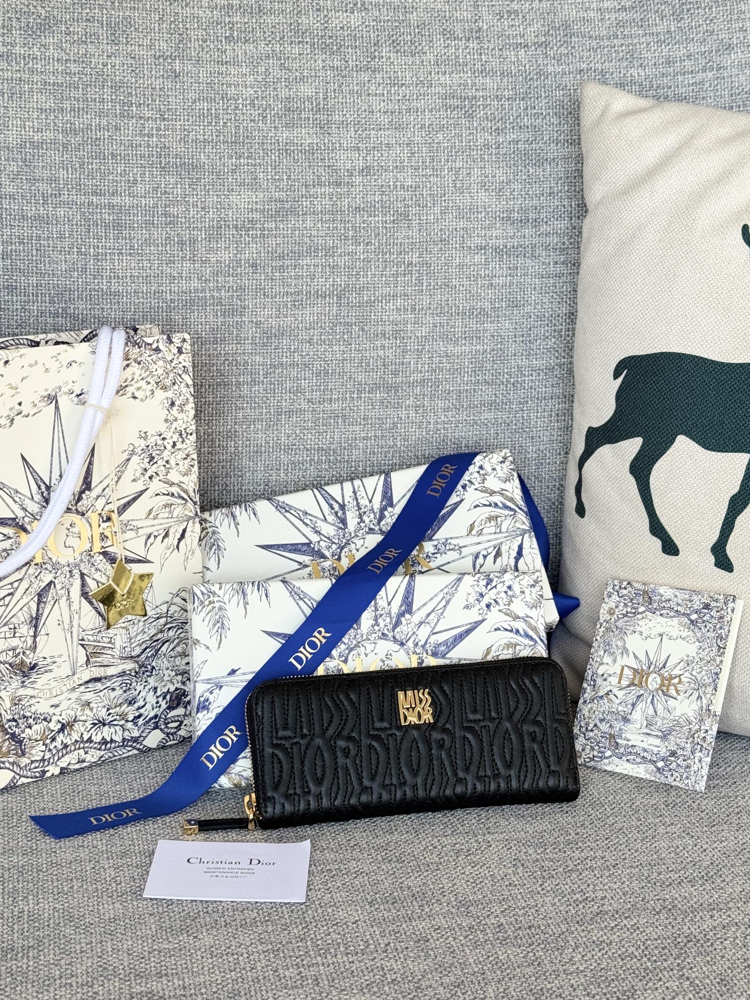 Diro Miss Diro Freesia Wallet--20*10CM