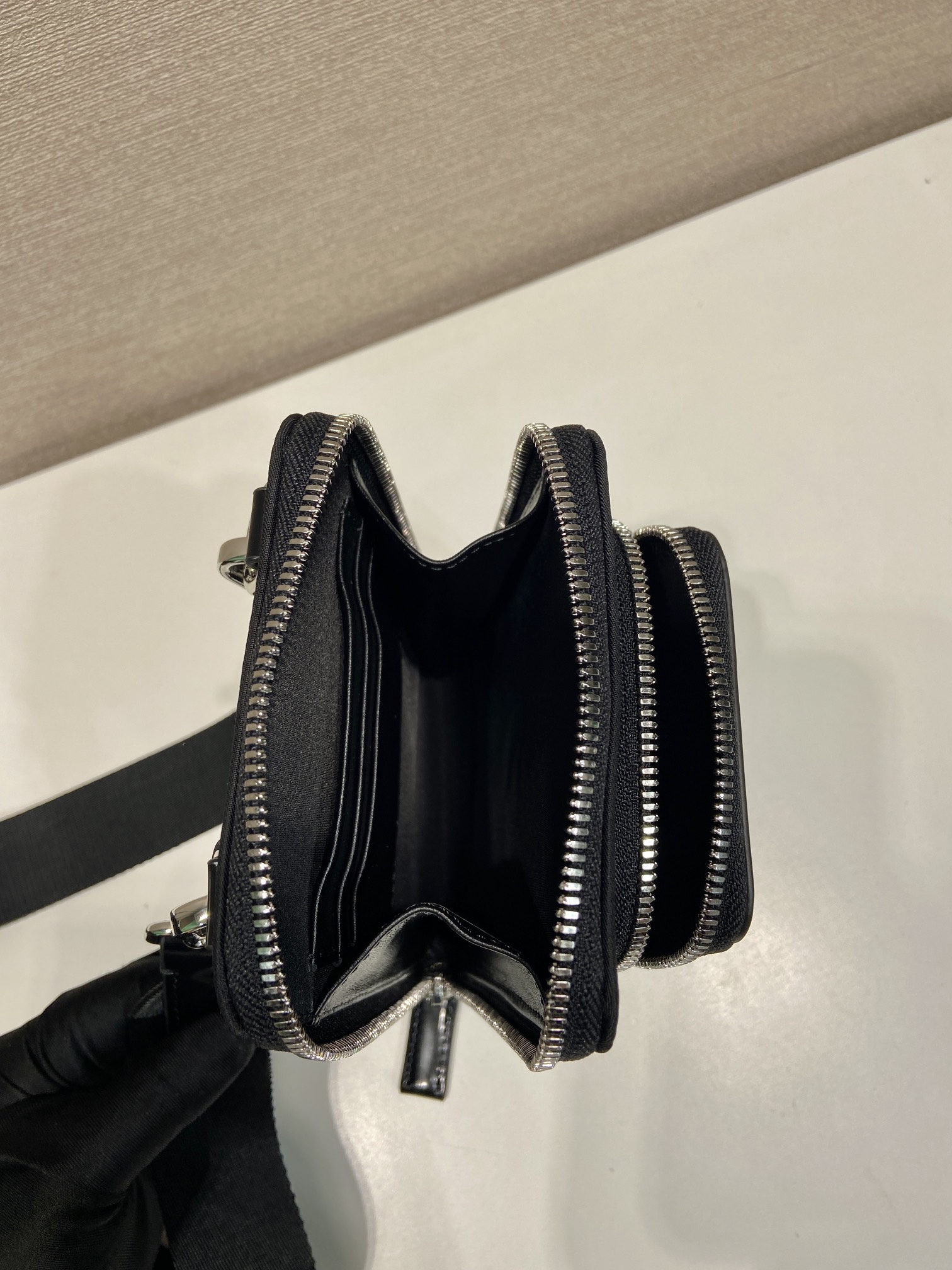 Pra*a Pra*a Pra*a re-nylon phone case shoulder 2zt060 bag-11.5*18cm