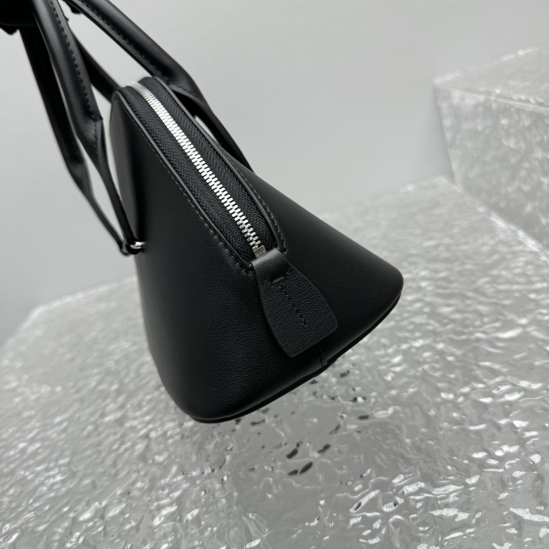 The R0w mini devon bag-24*12*16cm