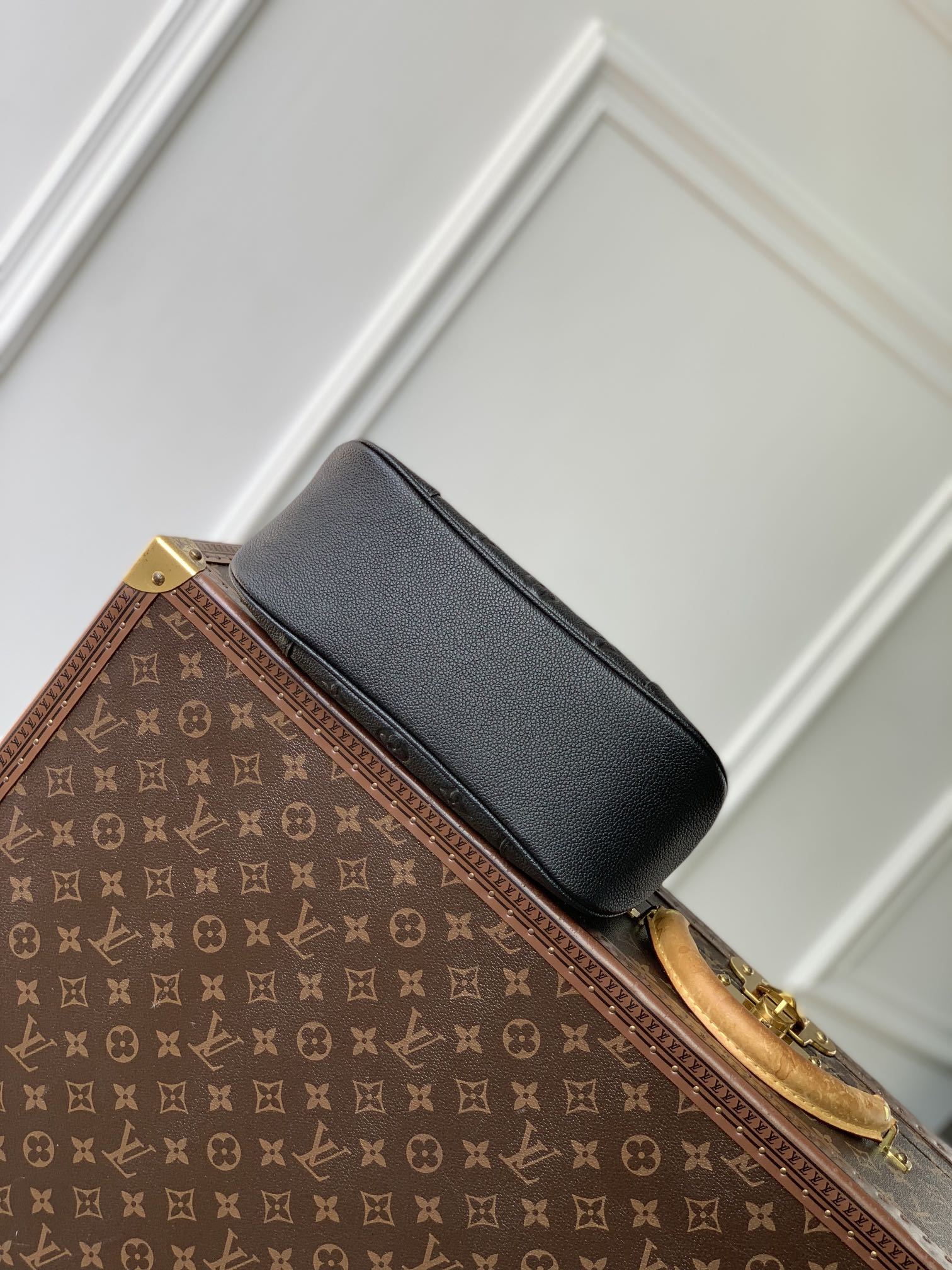 L0vis Vvtt0n Carryall PM Black Monogram-24 x 12 x 29.5CM