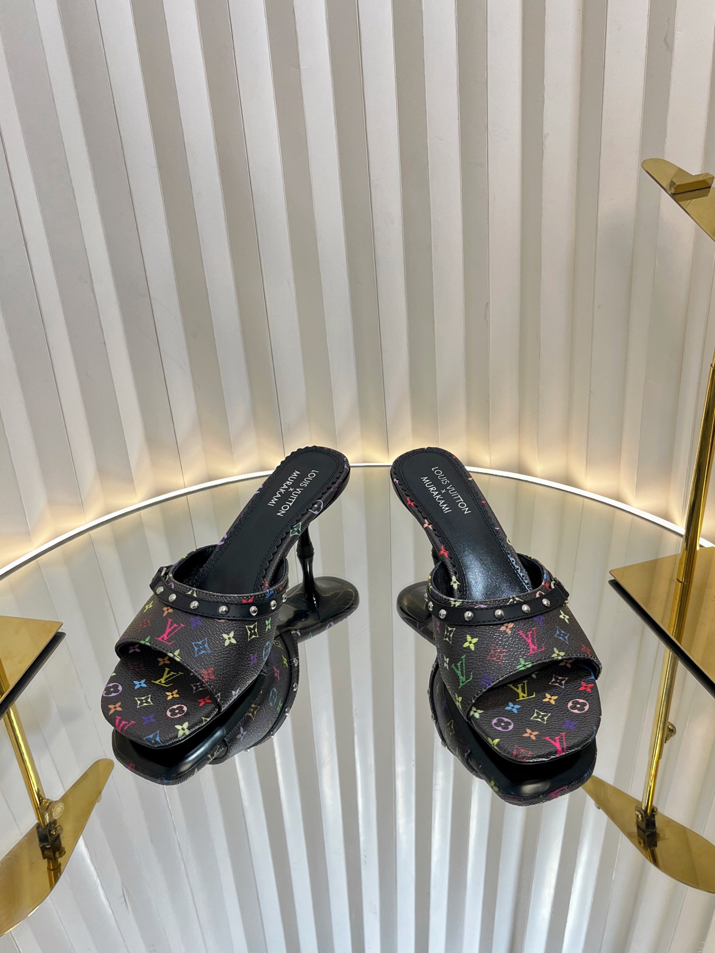 l0vis Vvtt0n sandals-5cm