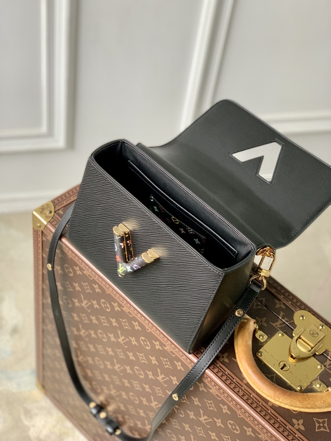 LV x TM Twist MM Slim Epi Leather - Women Bags-M13678-16 x 8 x 23CM