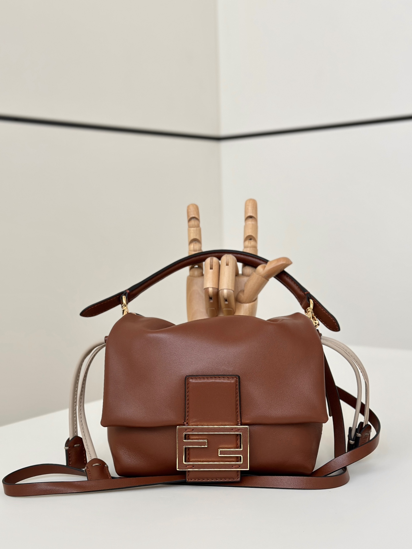 F**di mamma baguette bag-16*13*10cm