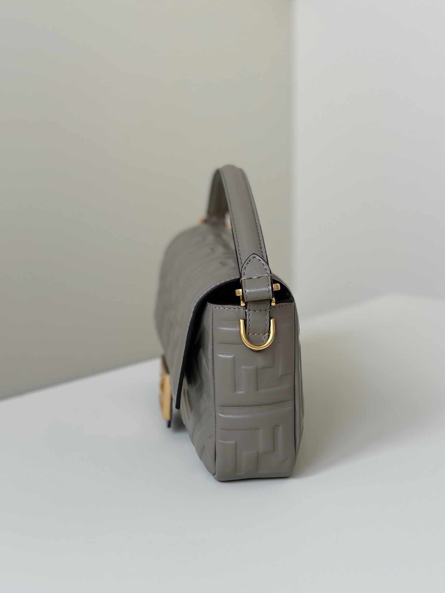 F**di baguette bag-26×5×13cm