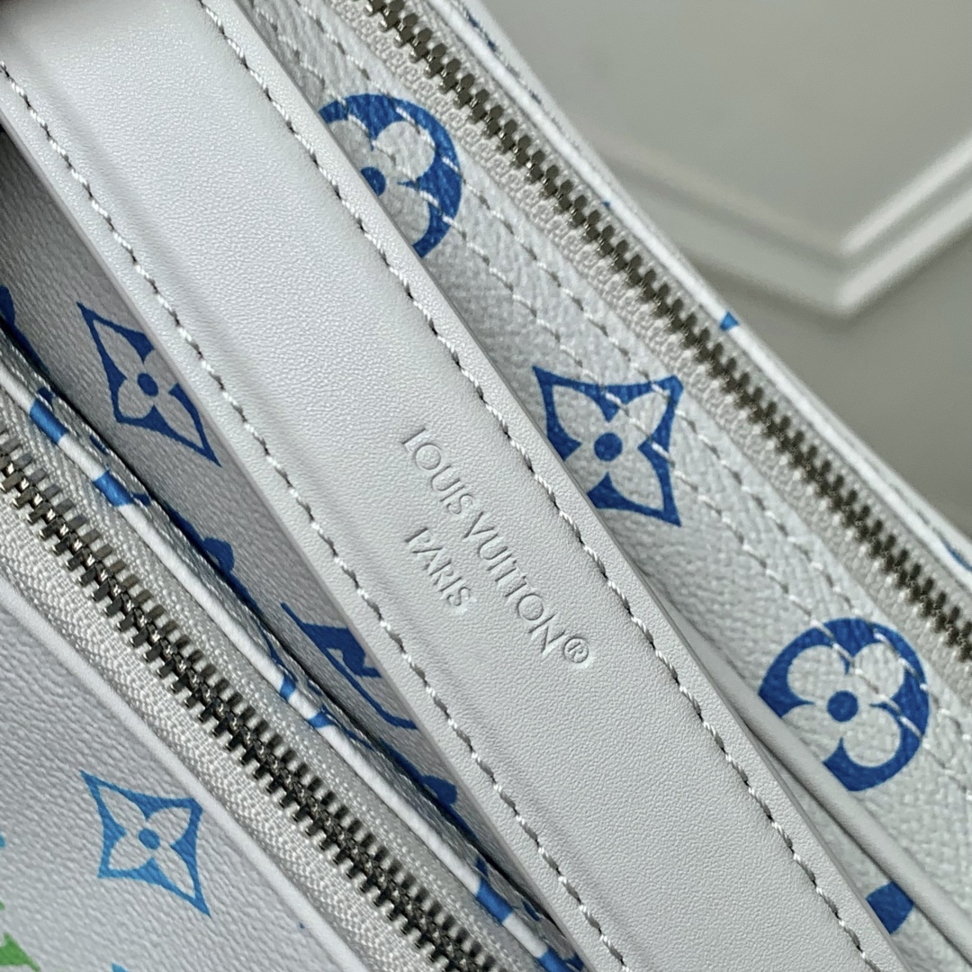 l0vis Vvtt0n nil bag m13897-25*17.5*11cm