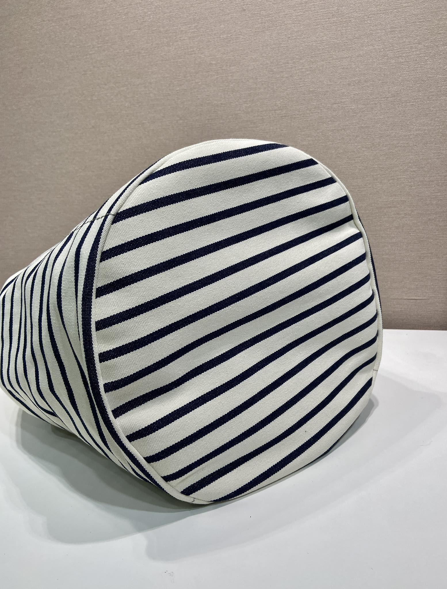 Pra*a 2vy011 bag-34*55*34cm