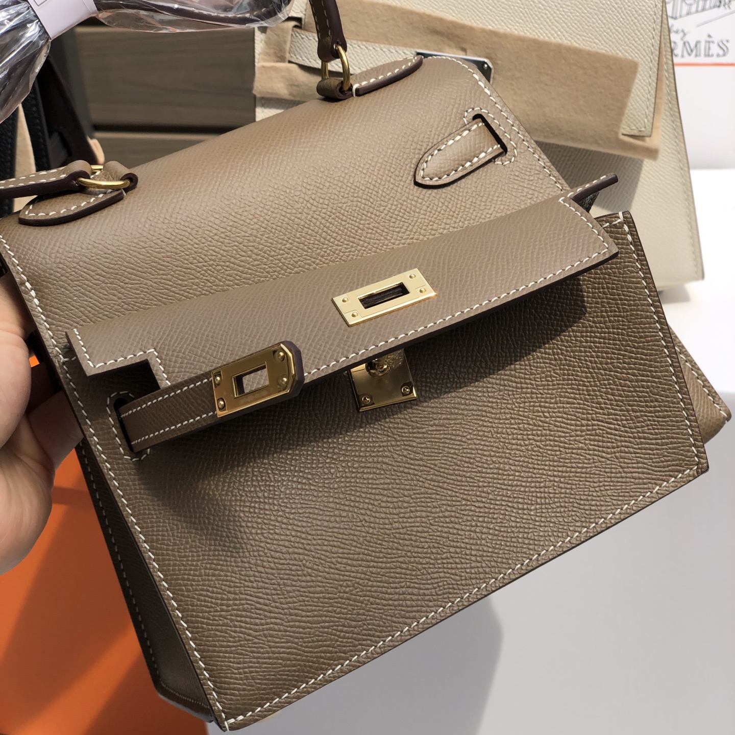 H**me5 kelly desordre 20cm epsom