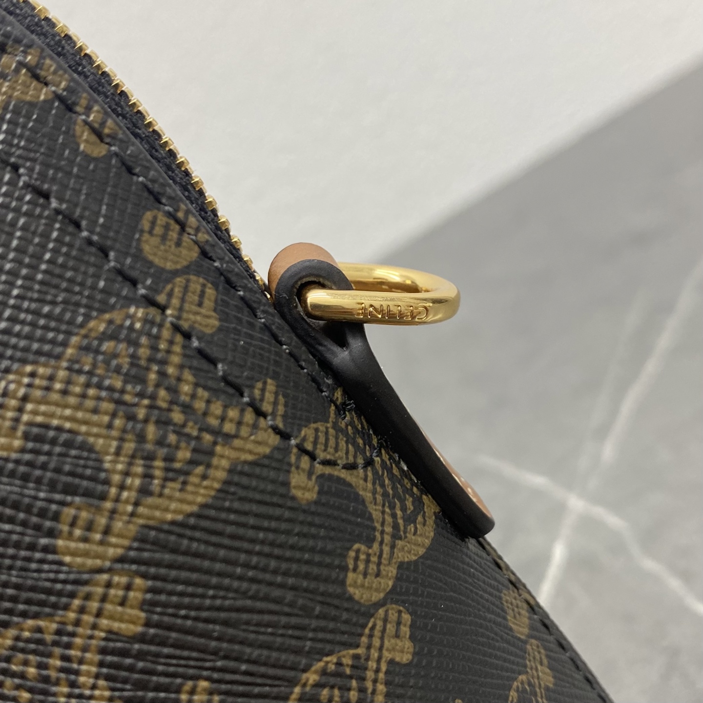 Celin* Teen Honorine Bag in Triomphe Canvas and Calfskin-22x17.5x9.5CM