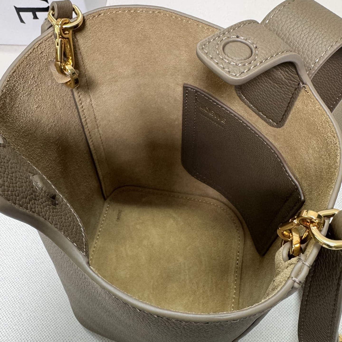 Lowee Mini Pebble Bucket Bag-16*16*19.5CM