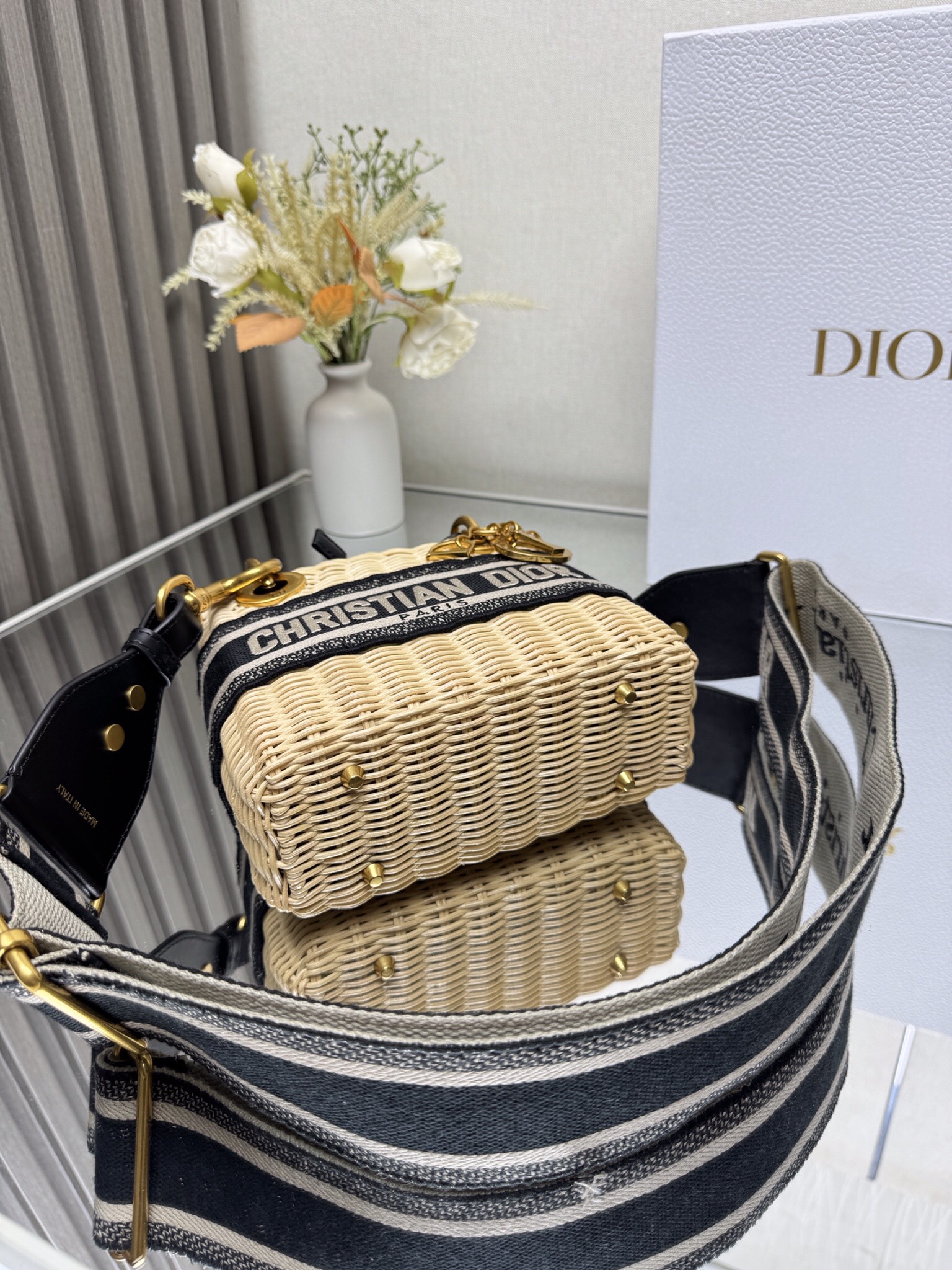 Lady Diro Mini-17*15*7CM