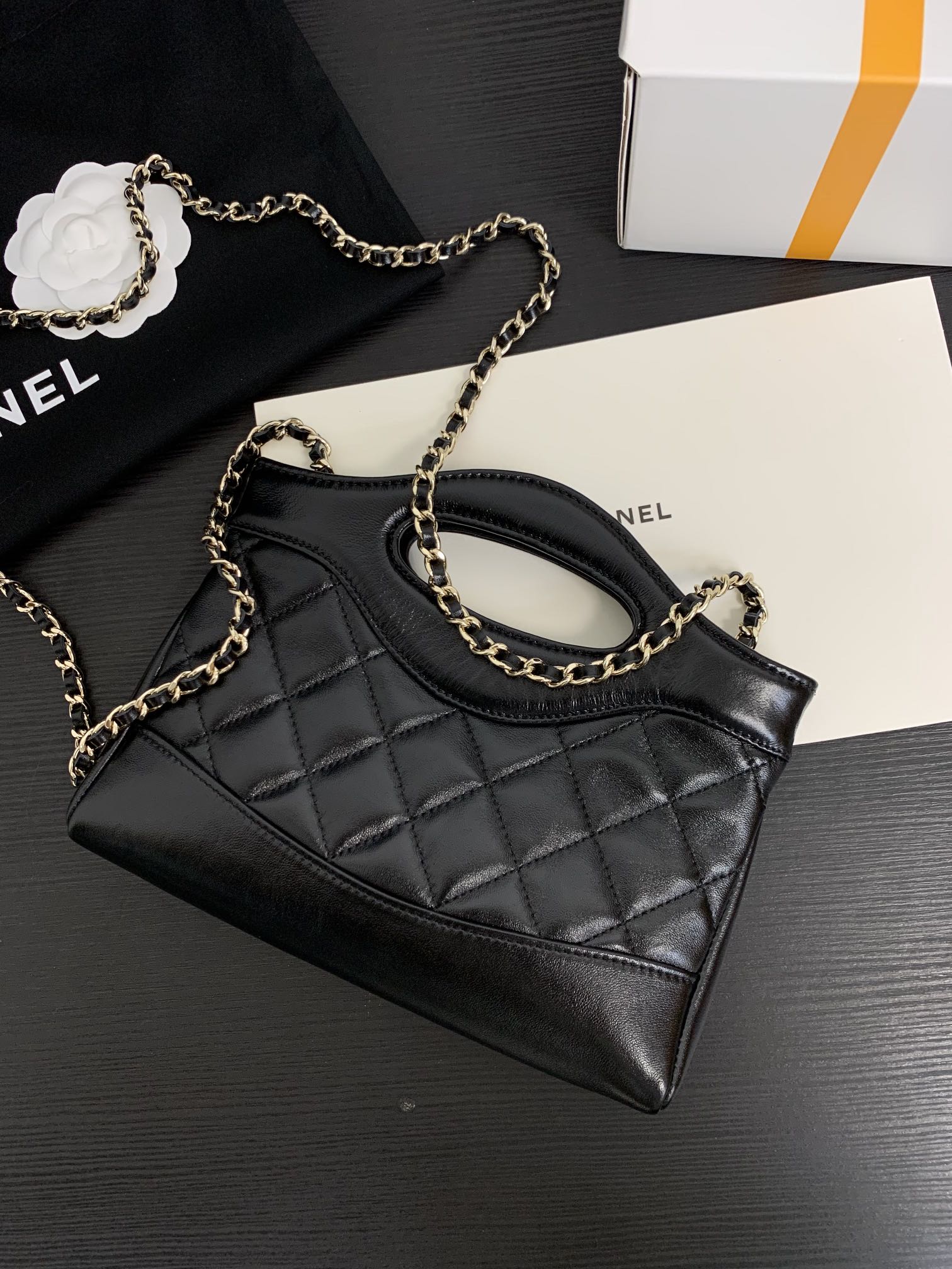 Ch@nel Nano 31 Bag-20.5*17.5*4CM