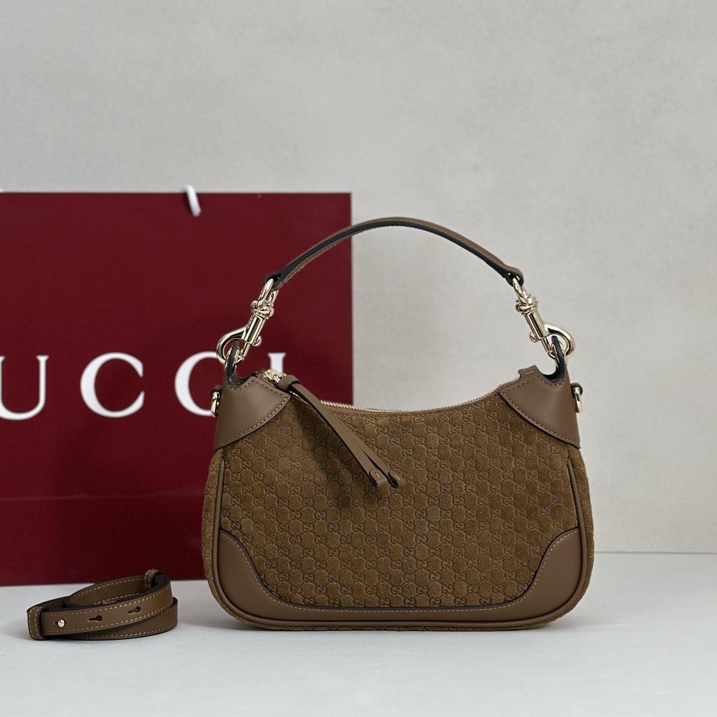 Gvc*1 Body Shoulder Bag-25*14.5*6CM