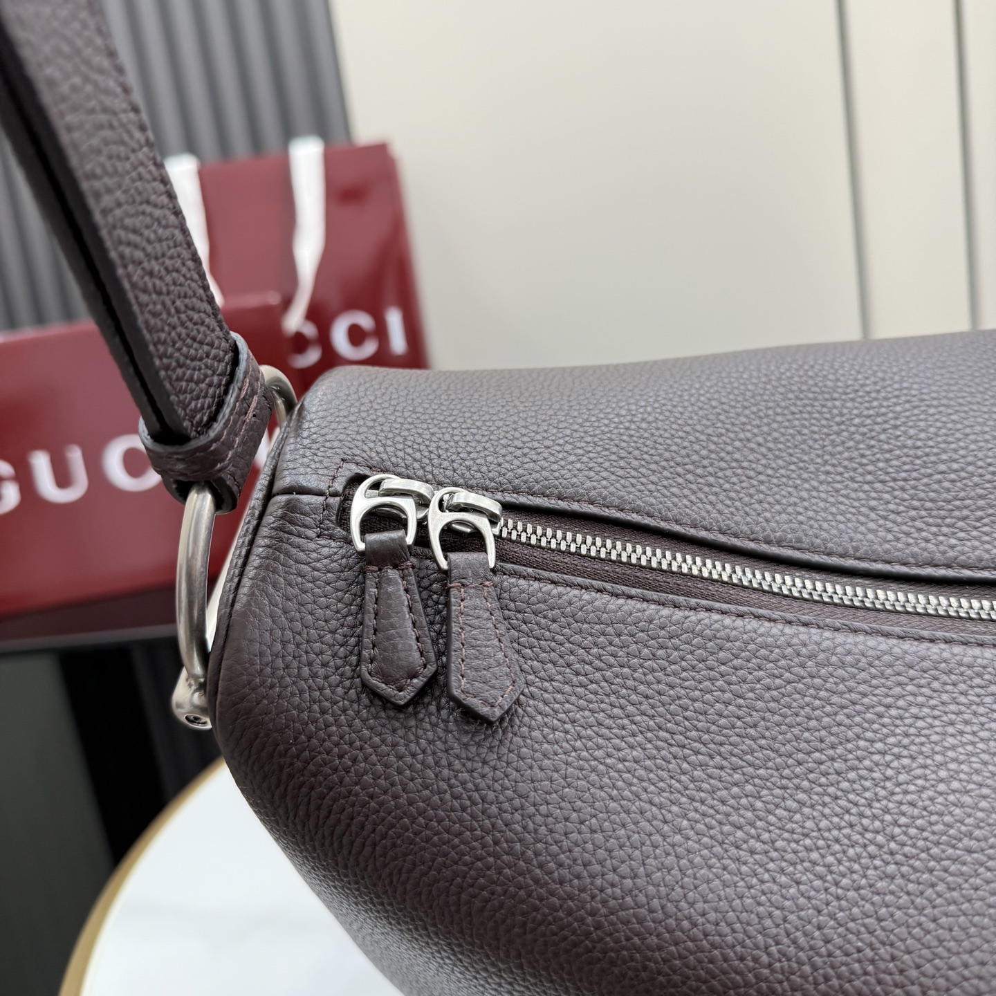 Gv*c*i Grained Leather Crossbody Bag-44*21*15CM